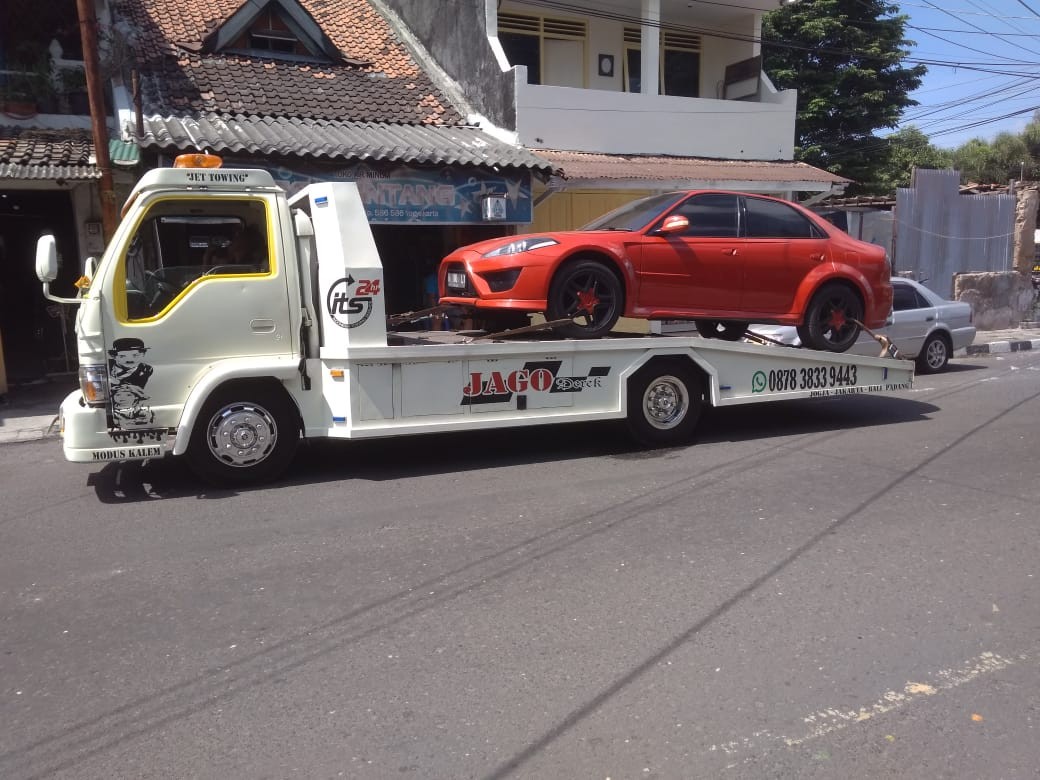 HARGA TOWING MOBIL JOGJA 081226311774